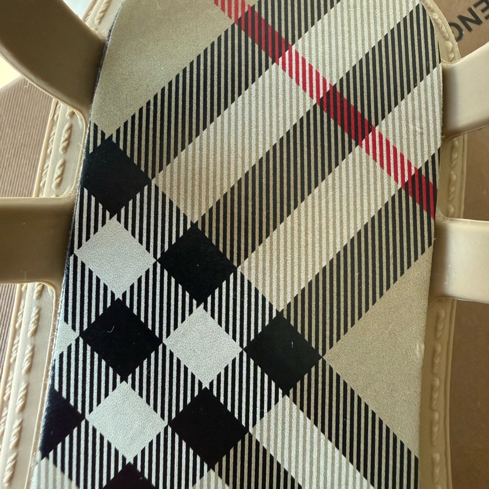 Burberry Kids Tan Logo Clog Sandals - Picture 5 of 12